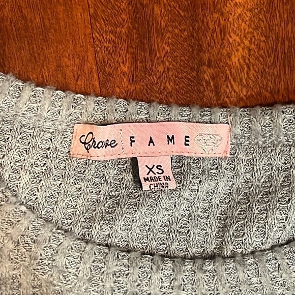 blue size xs crave fame long sleeve crop top - Picture 3 of 4